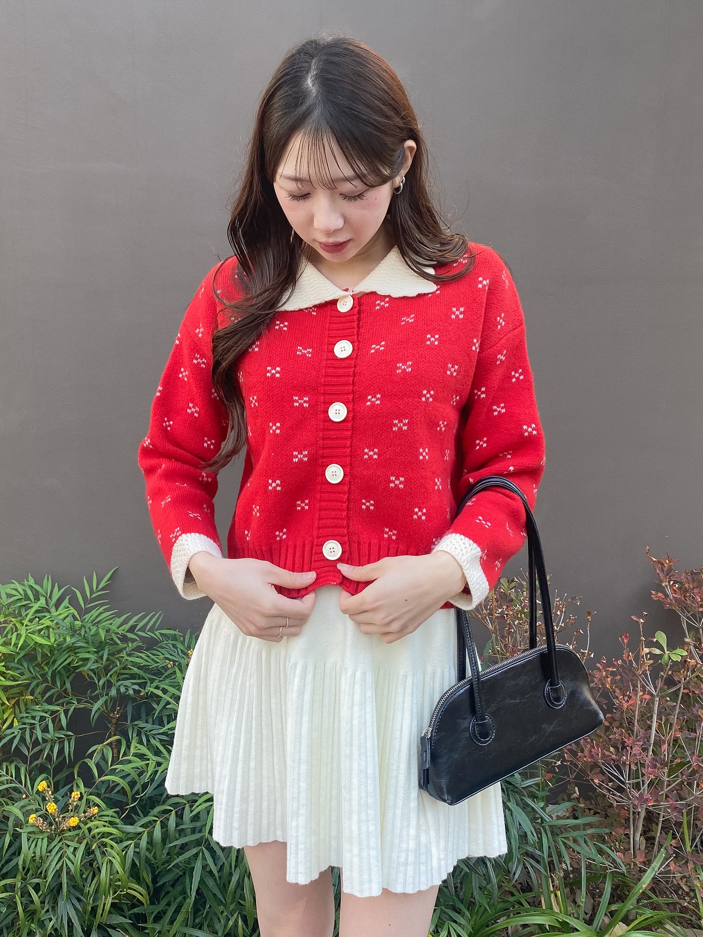 ミニハート柄襟付きニット