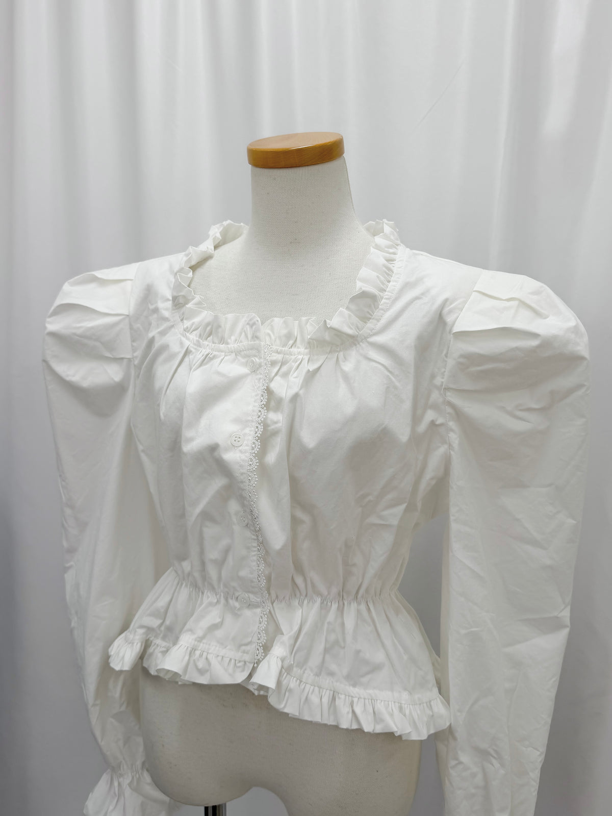 Petite Puff Blouse