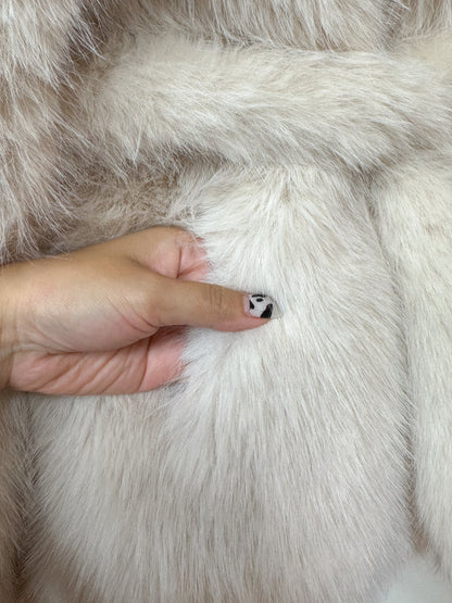 ボリュームフェイクファーコート