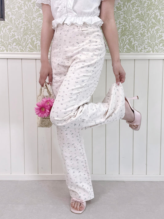 小花柄パンツ