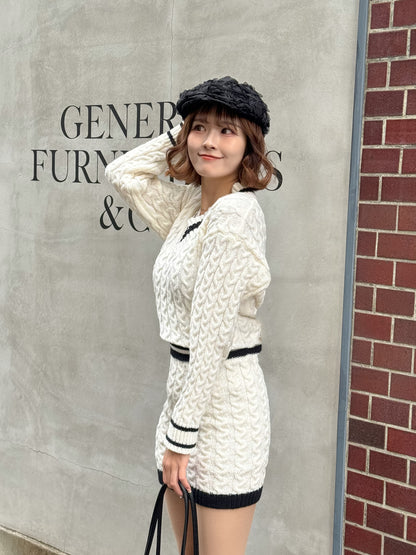 ライン入りニットセットアップ