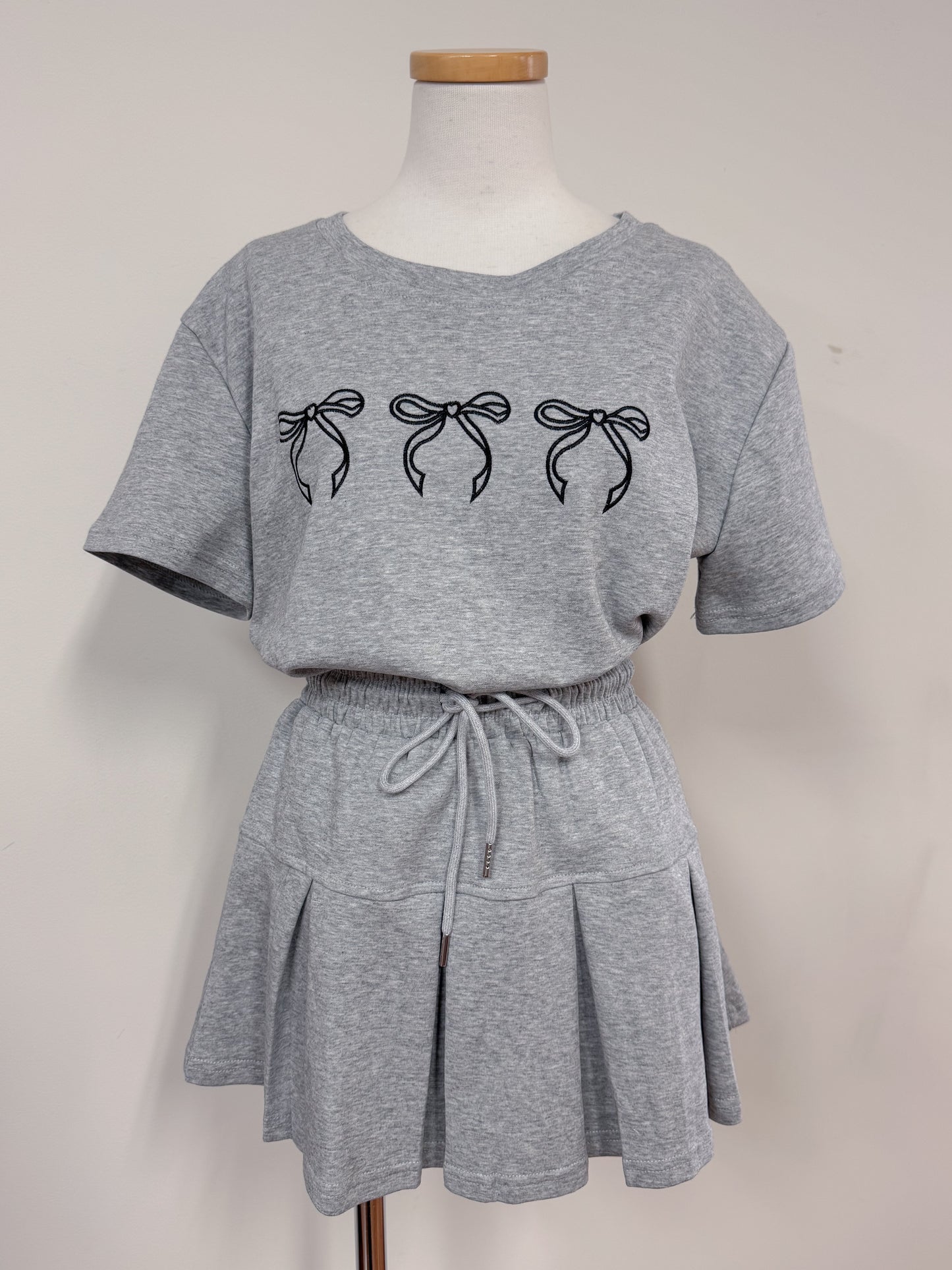 リボン刺繡スエットセットアップ