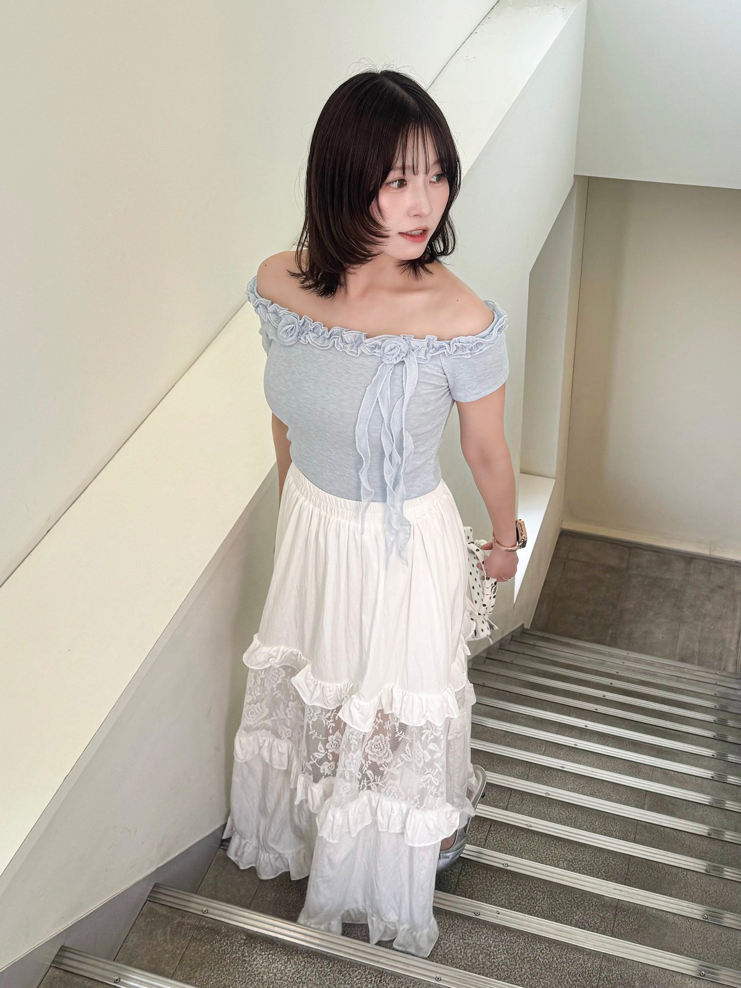 ローズフリルTシャツ