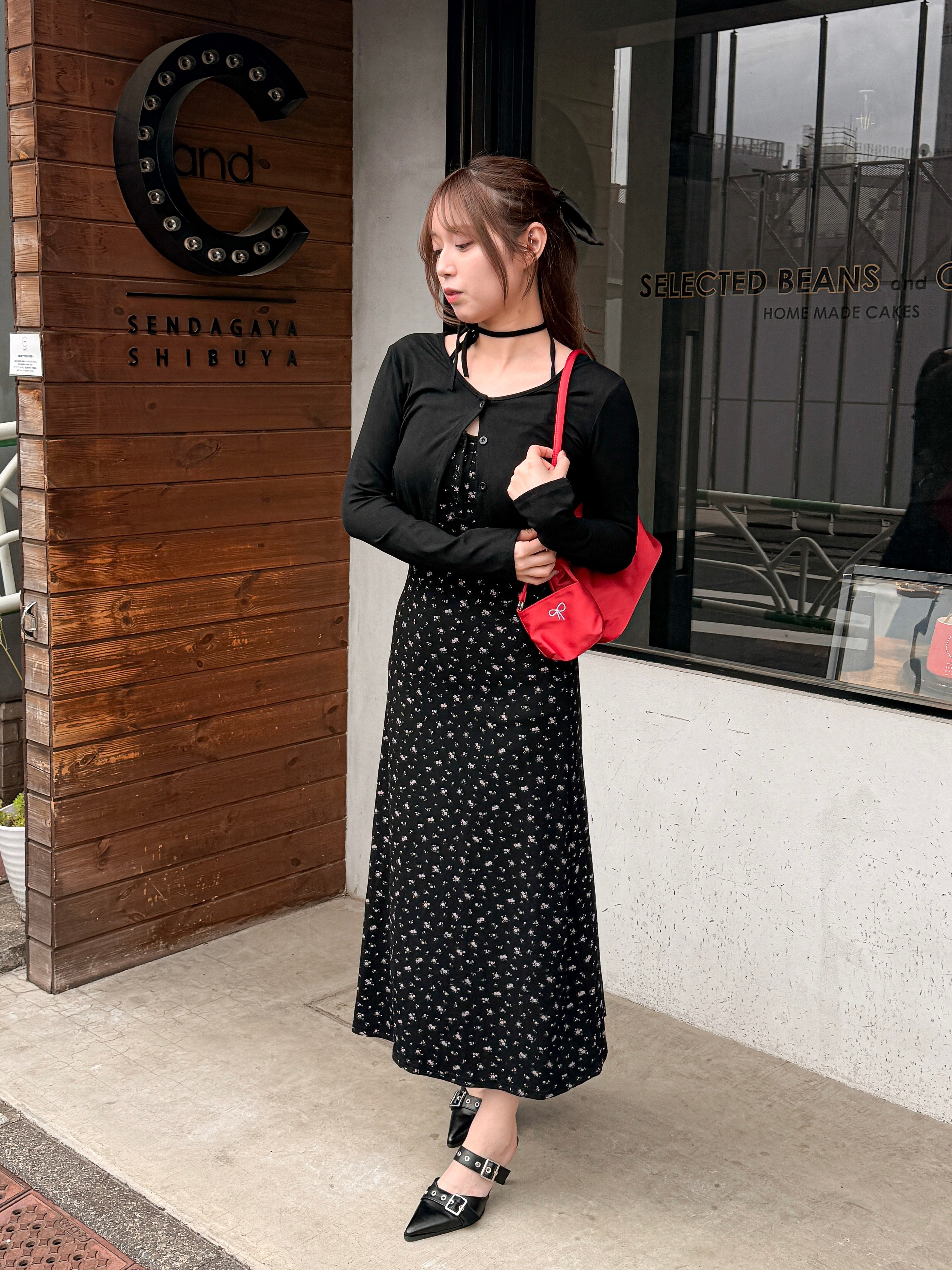 GUCCI ロングカーディガン キャミワンピース シルク 総柄 38 S 黒 キャミワンピース ワンピース レディース ロング 送料無料・(500
