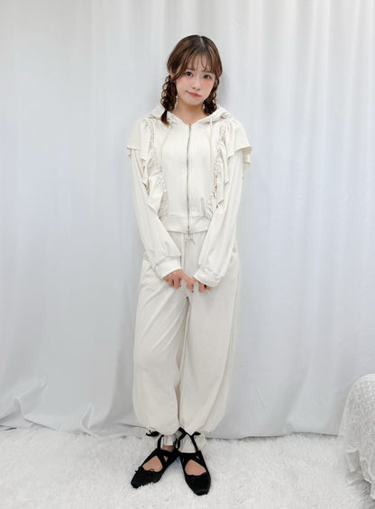 フリースフリルセットアップ