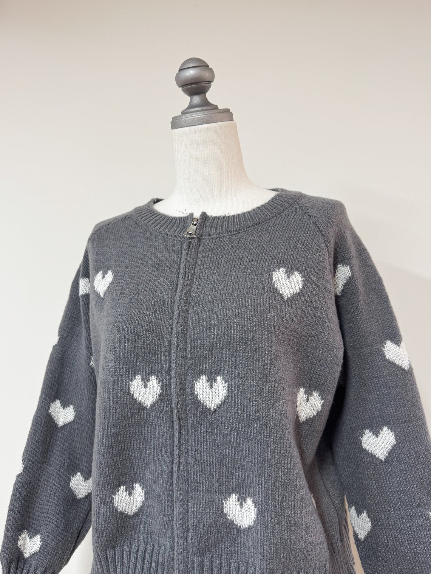 ジップ付きハートニット