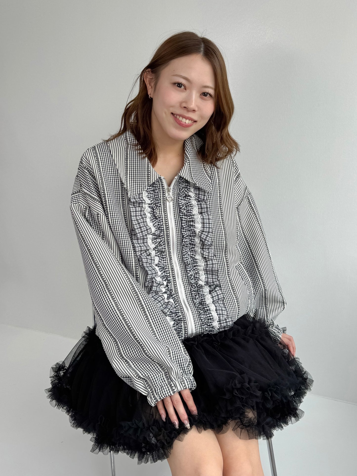 【Official限定価格】ギンガムチェックフリルブルゾン