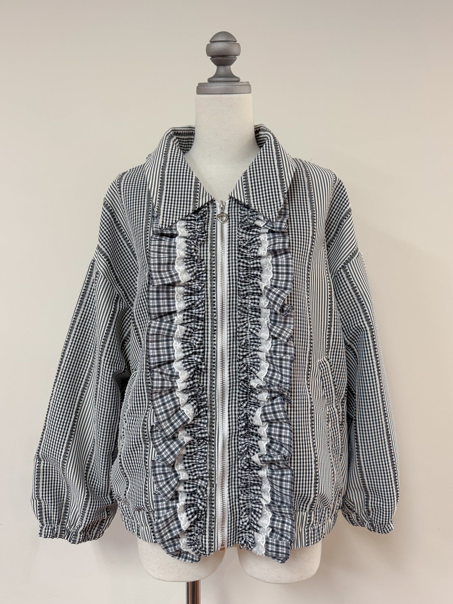 【Official限定価格】ギンガムチェックフリルブルゾン