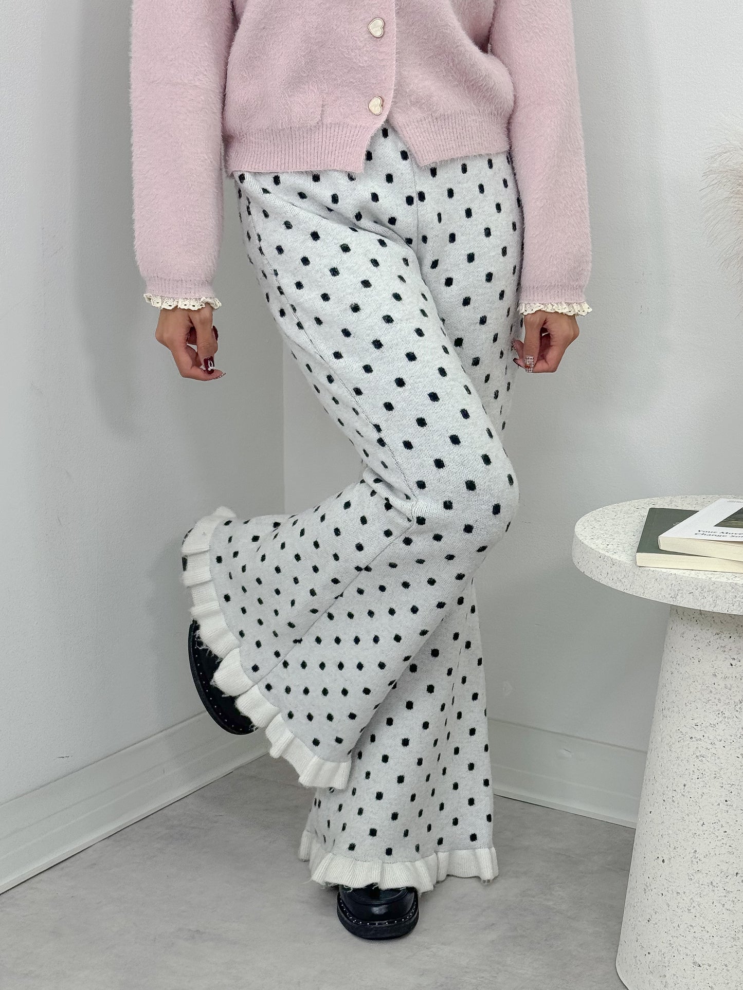 ドットニットパンツ