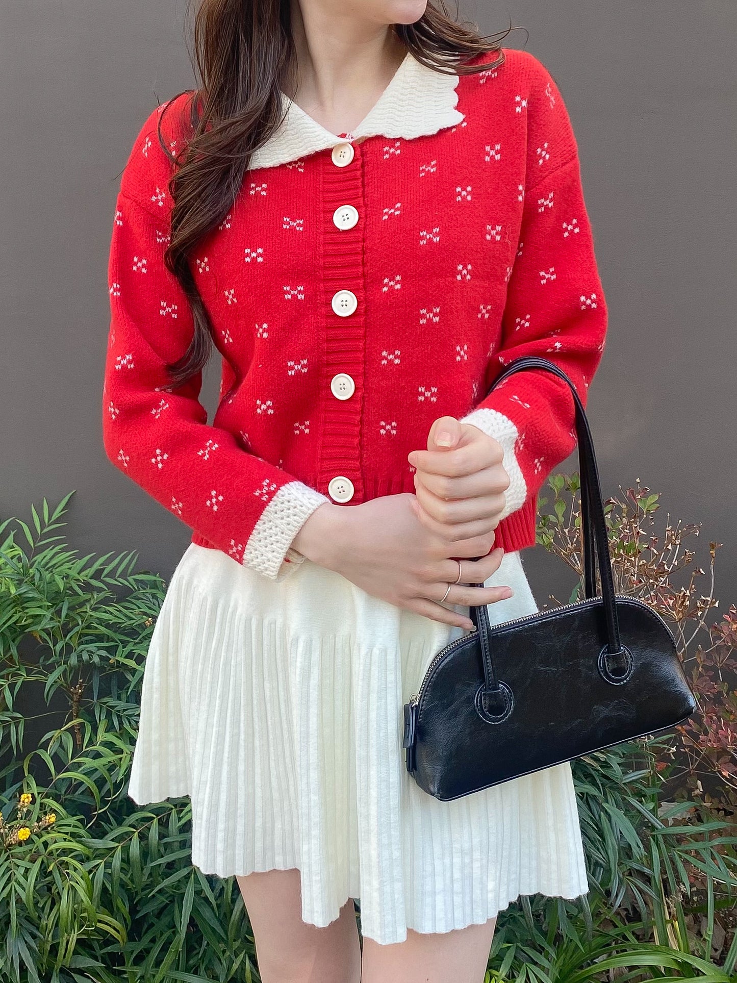 ミニハート柄襟付きニット