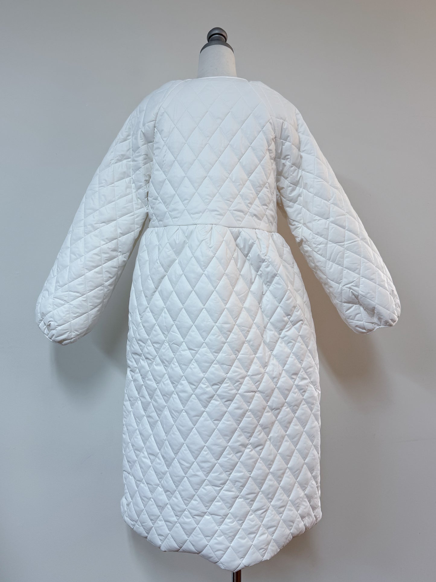 キルティングロングコート