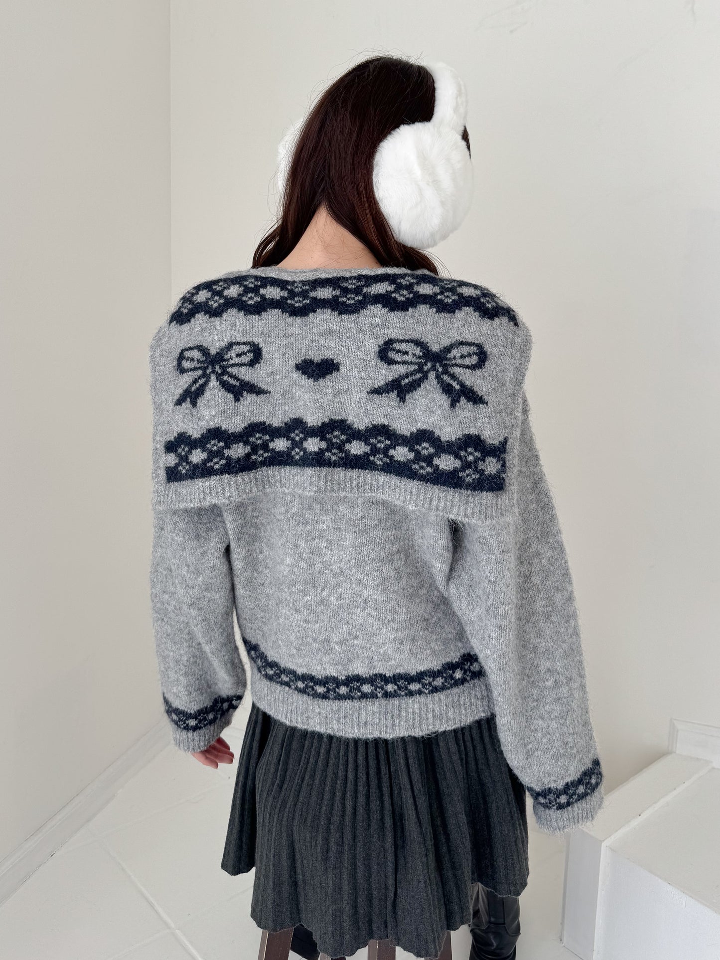 【Official限定価格】リボンショール付きニット