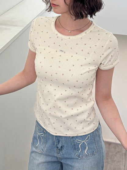 小花柄×ドットTシャツ