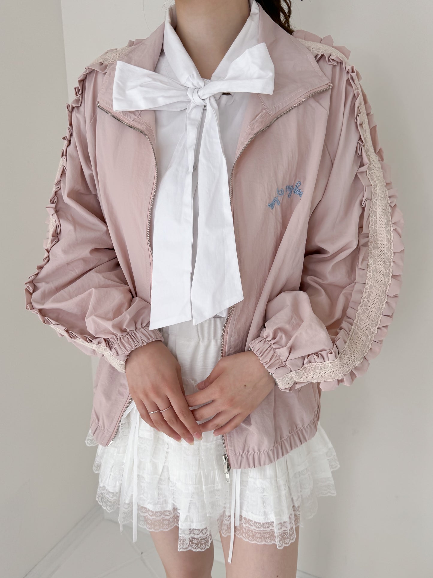 【Official限定価格】レースフリルブルゾン