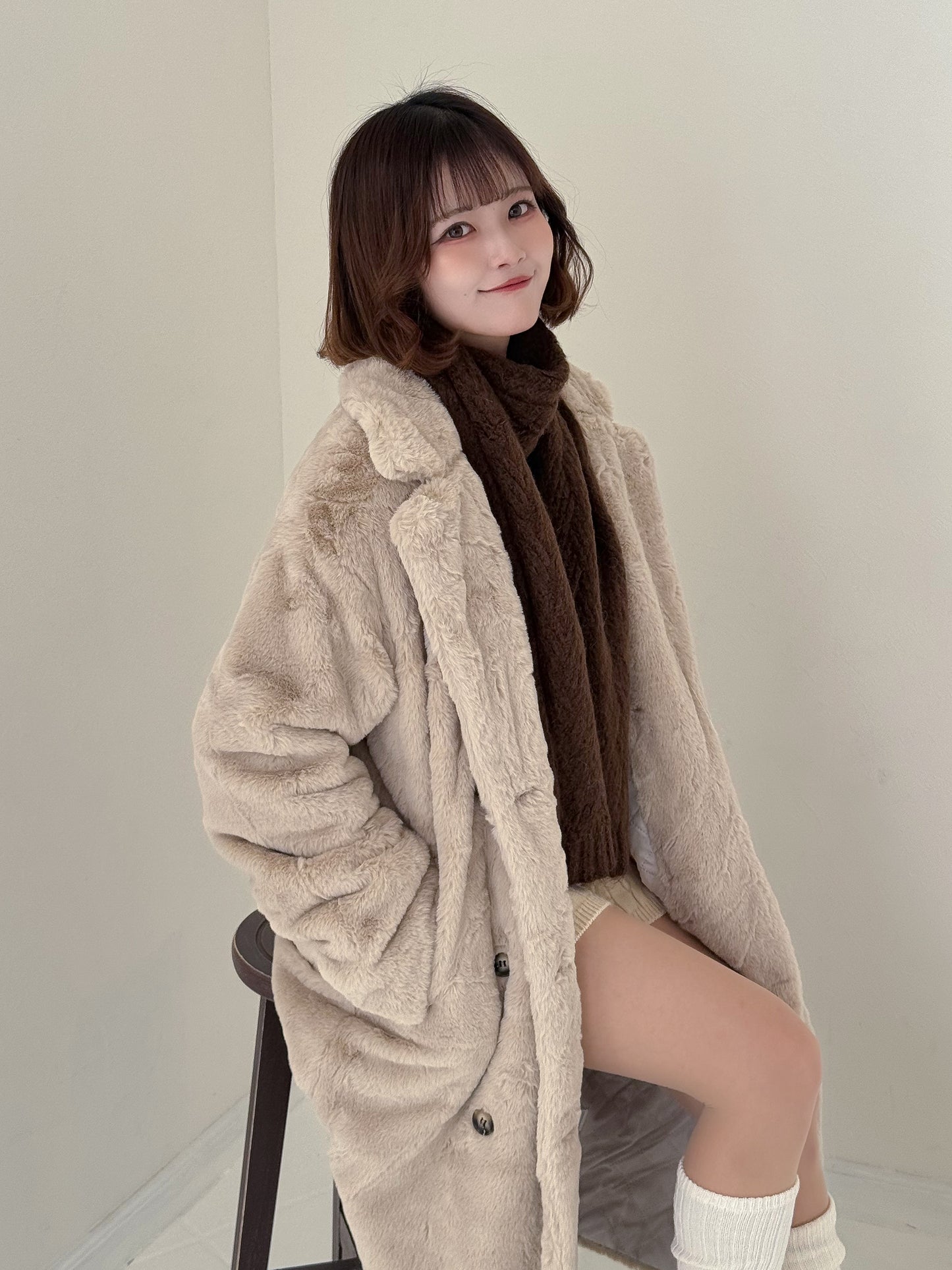 フェイクファーロングコート