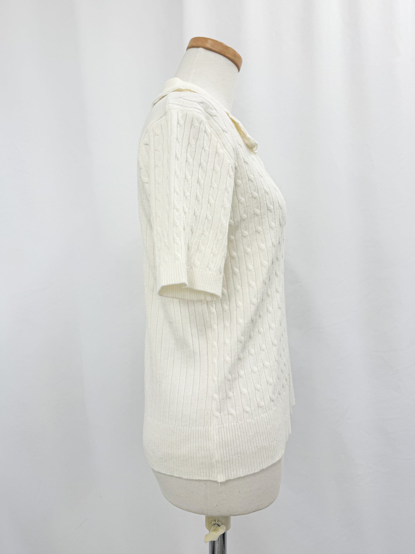 【Official限定価格】フリルリブニットポロ