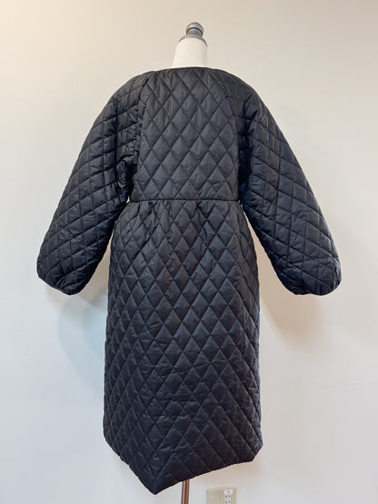 キルティングロングコート