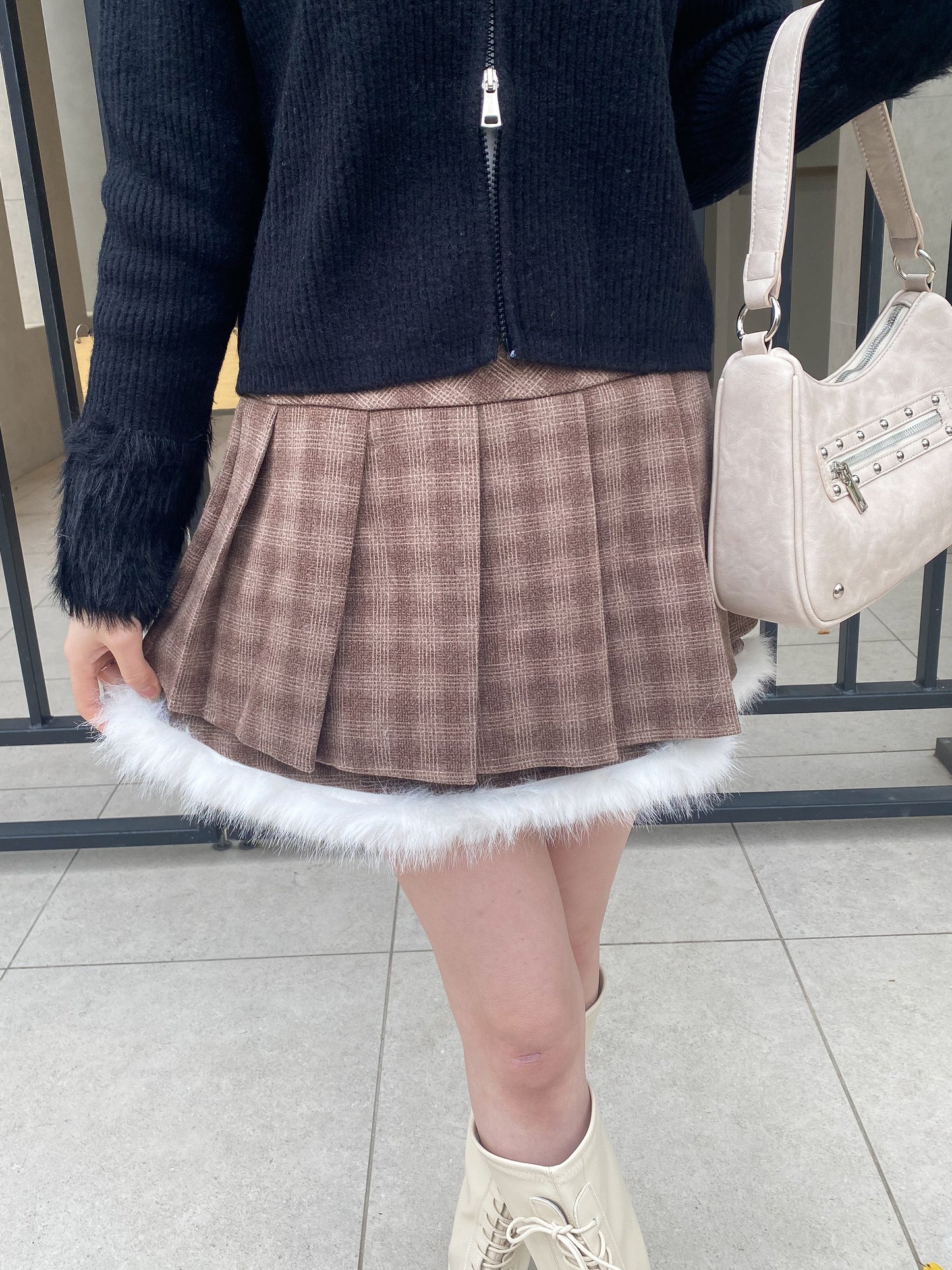 【Official限定価格】ファー付きチェックプリーツスカート
