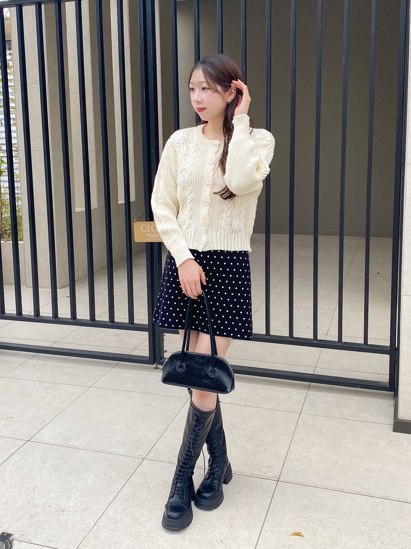 【Official限定価格】ドットニット台形スカート