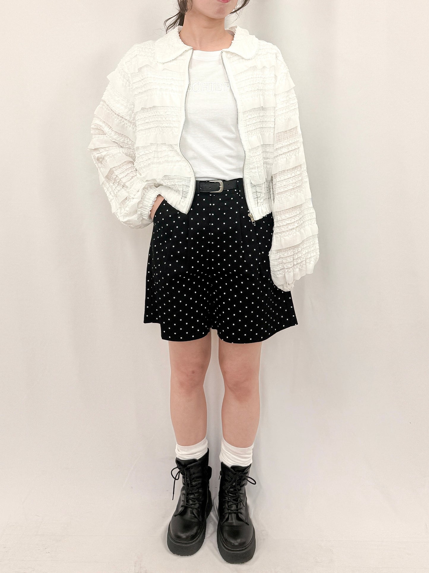 【Official限定価格】ベルト付きドットデニムハーフパンツ