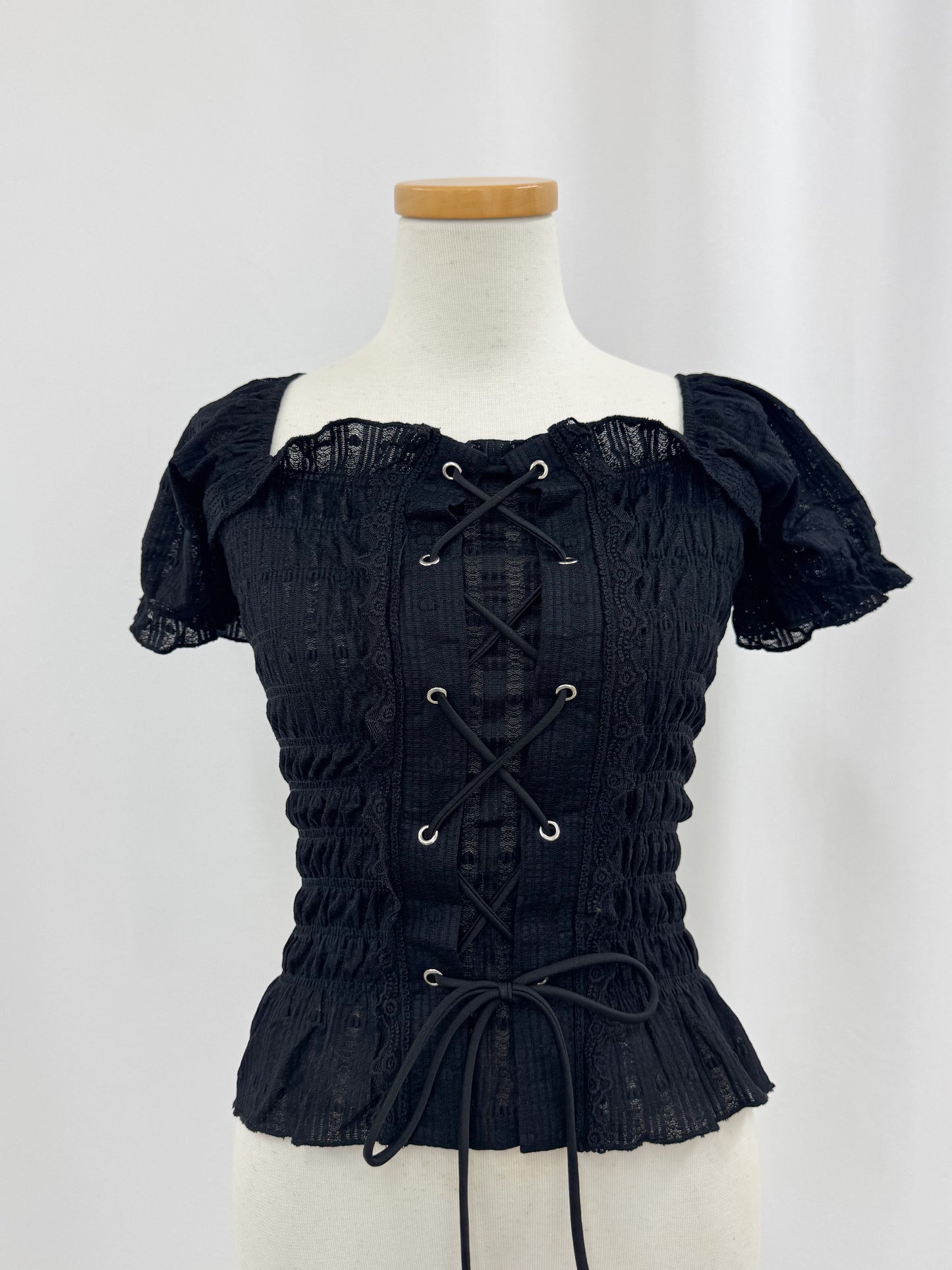 【Official限定価格】レースアップパフブラウス