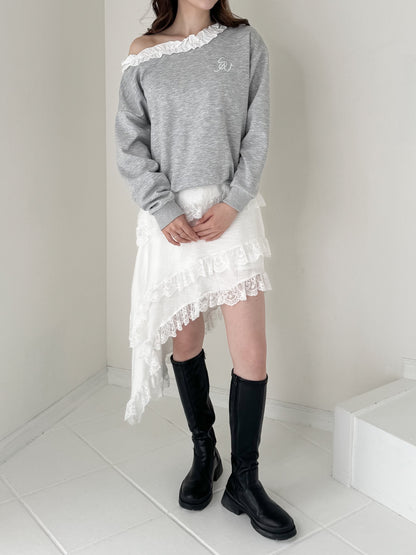 【先行販売】ワンショルフリルトレーナー