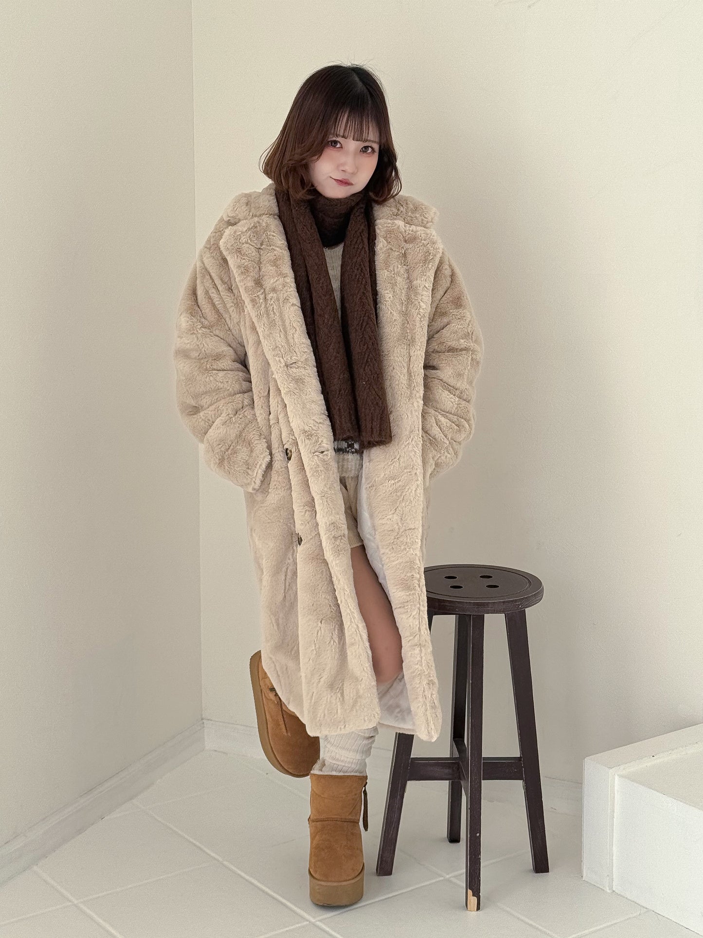 フェイクファーロングコート