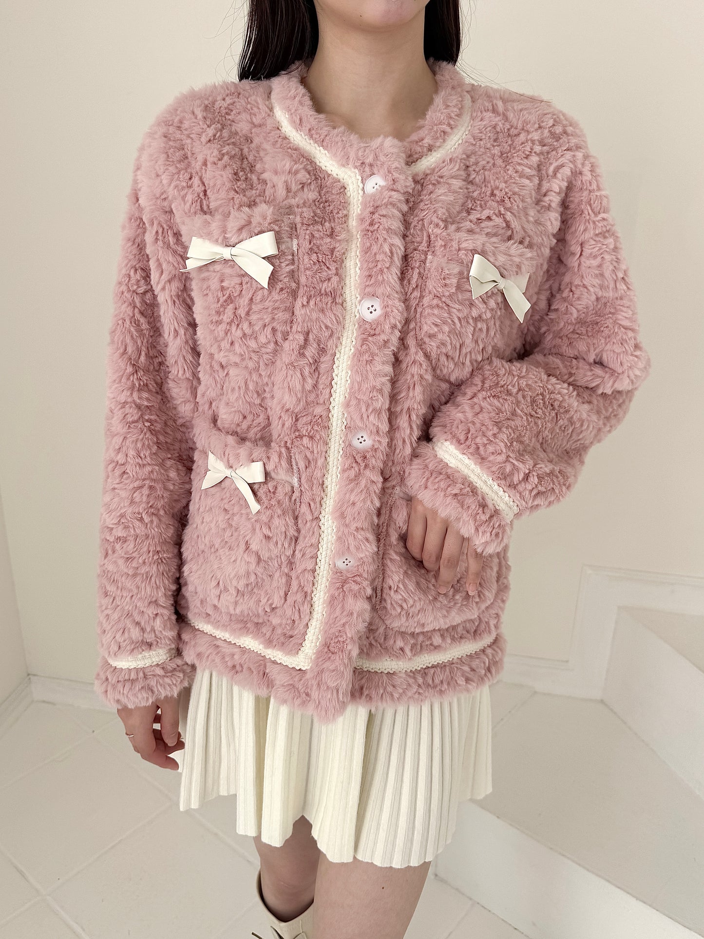 リボン付きガーリーファージャケット