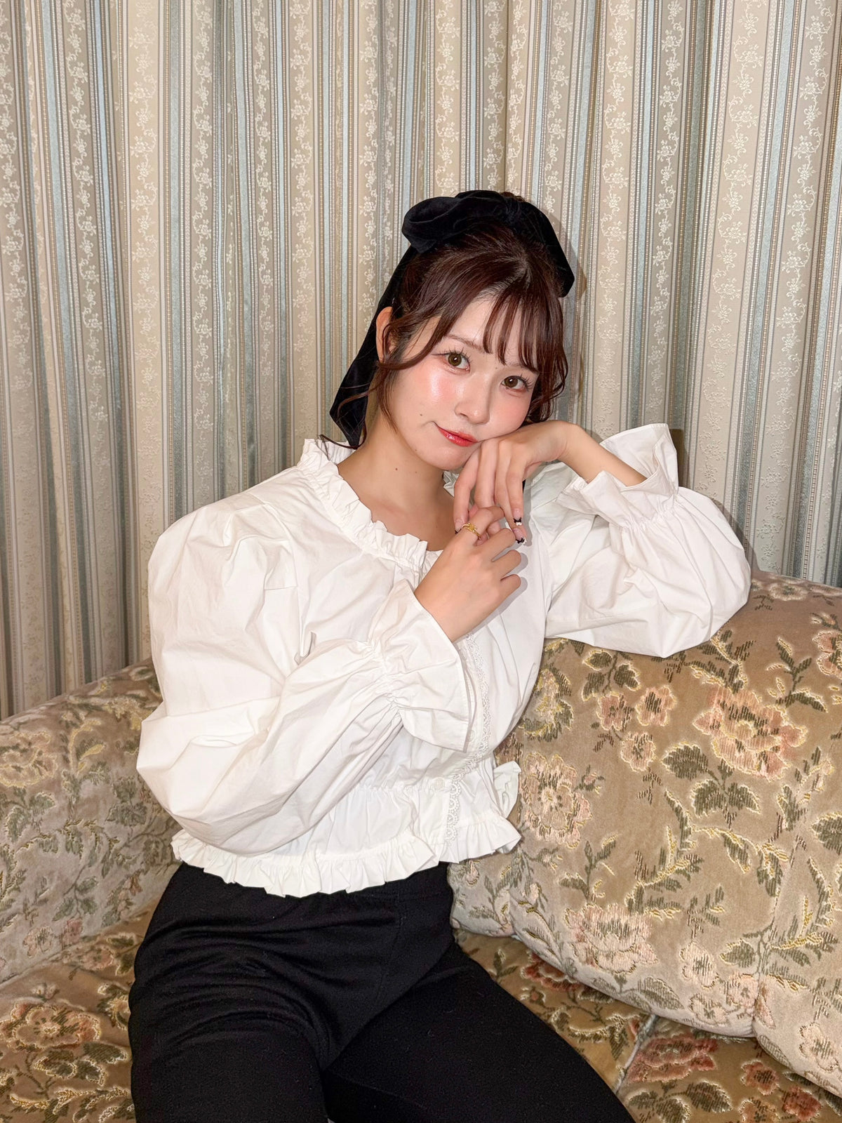 Petite Puff Blouse