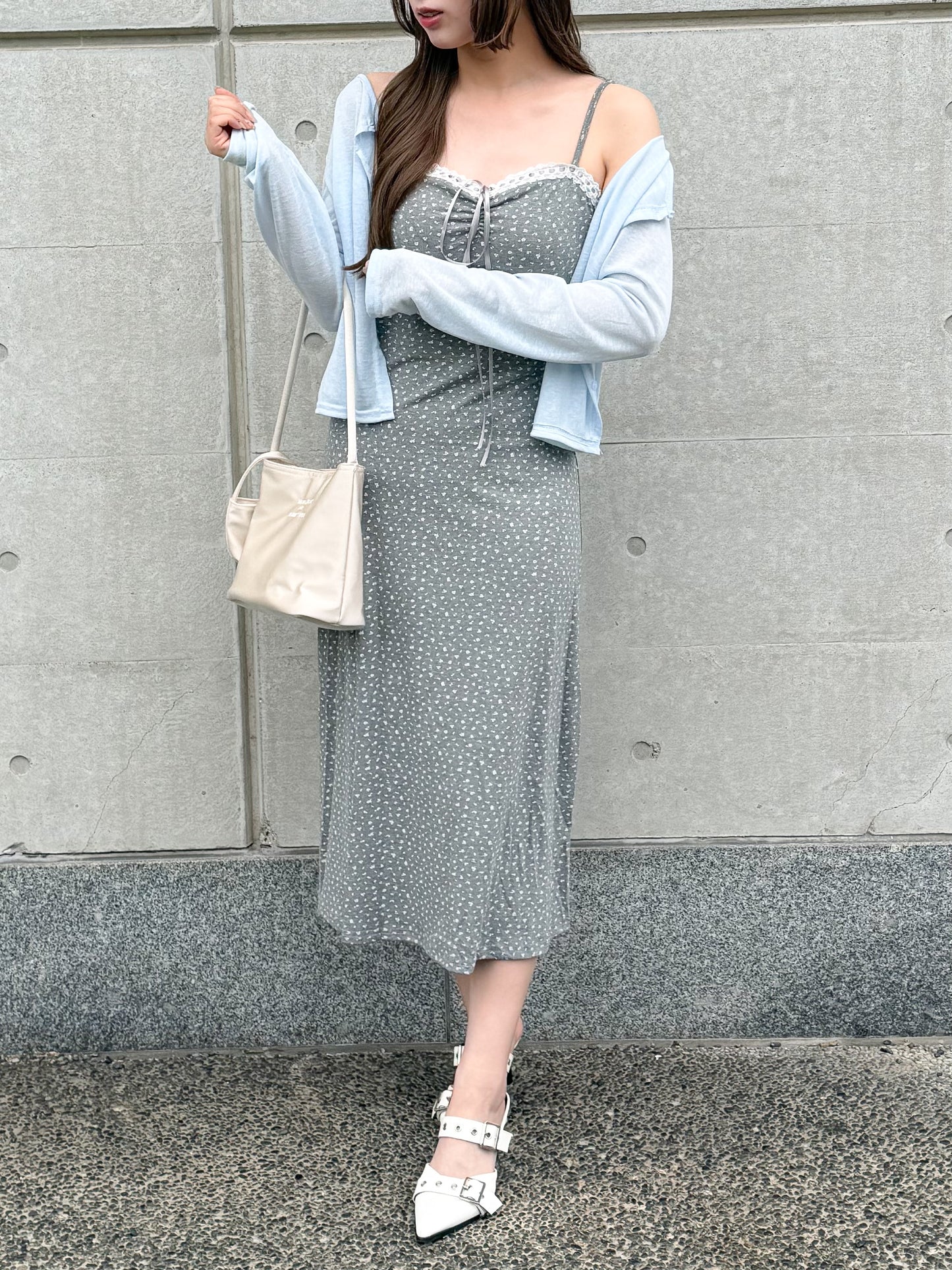 【Official限定価格】フラワープリントキャミワンピ