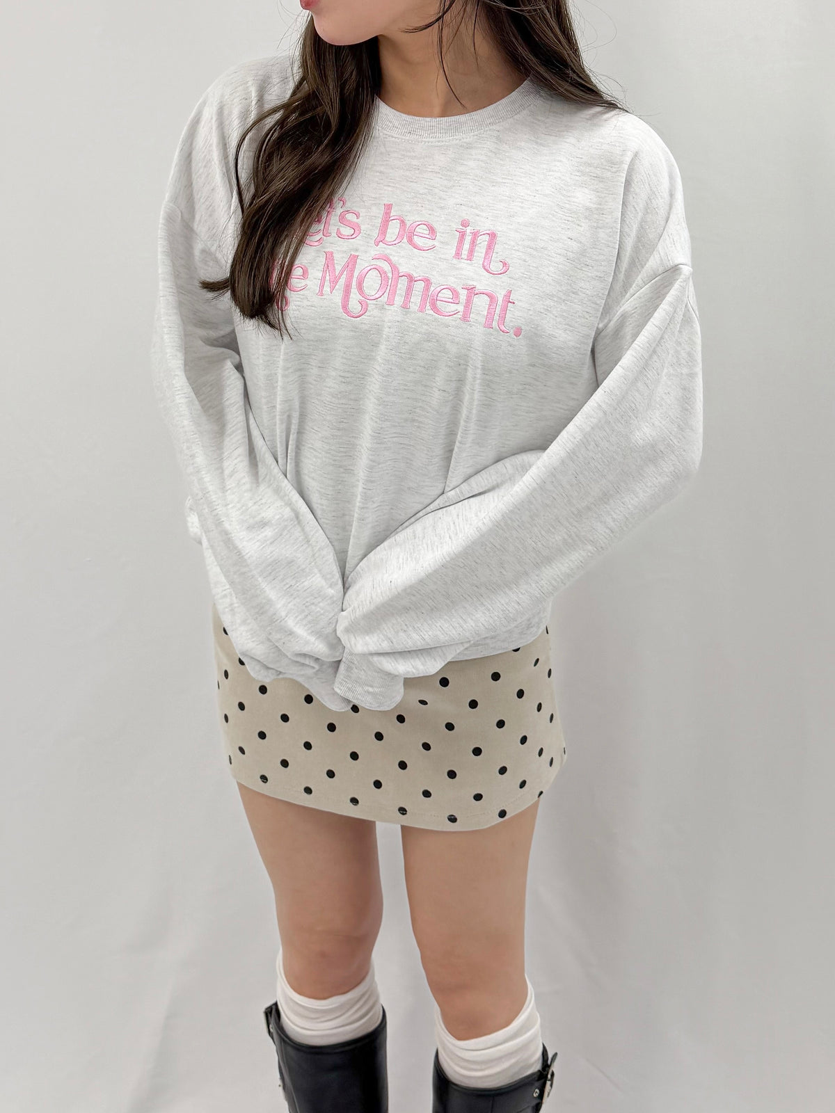 刺繡入りスエットシャツ