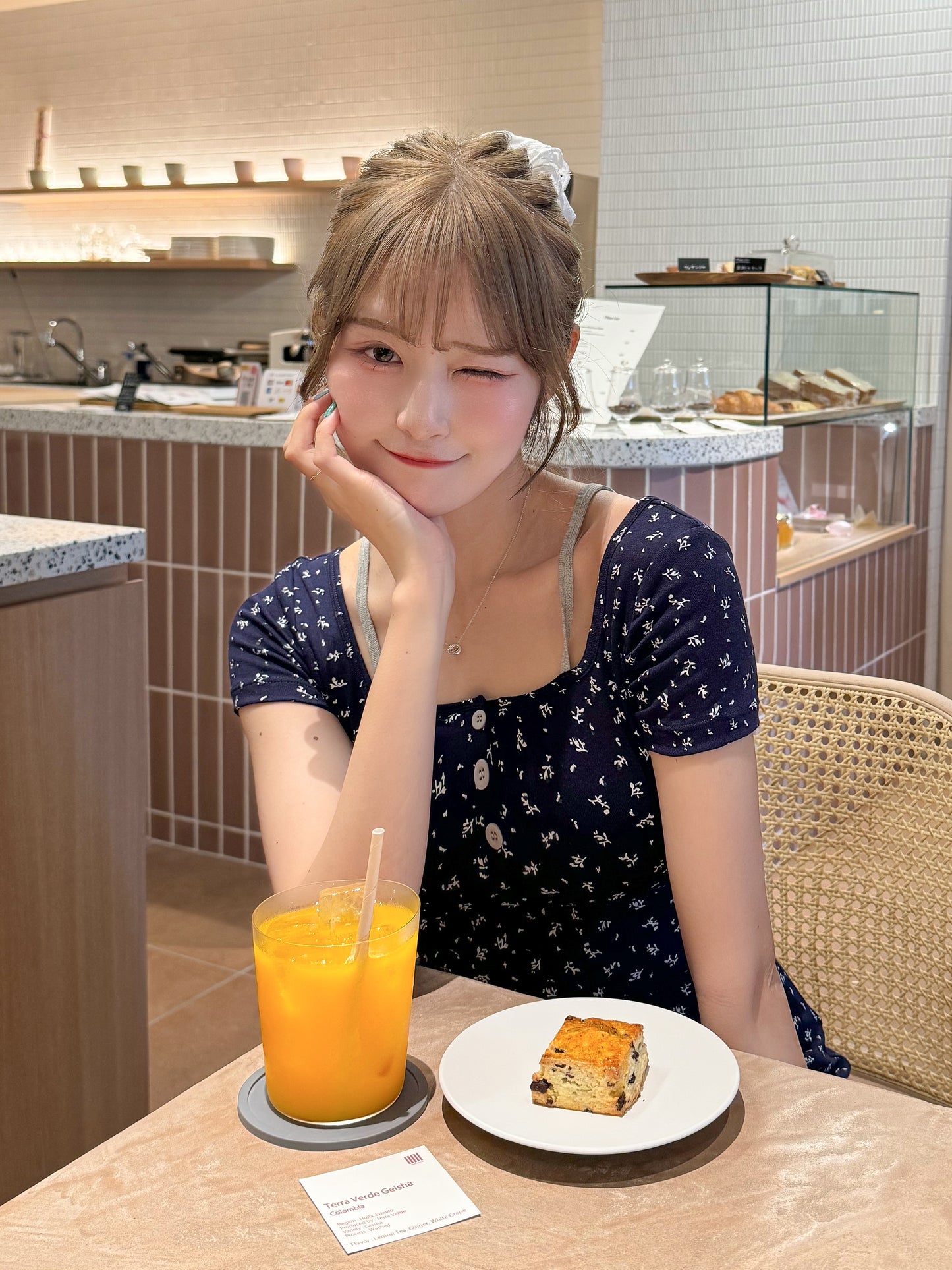 【5月9日(金)20:00販売開始】バッグオープン小花柄カットワンピ