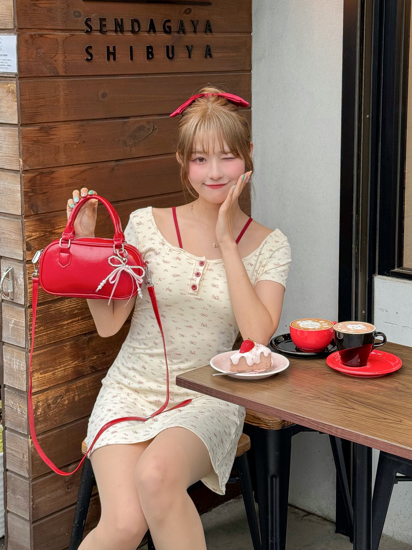 【5月9日(金)20:00販売開始】バッグオープン小花柄カットワンピ