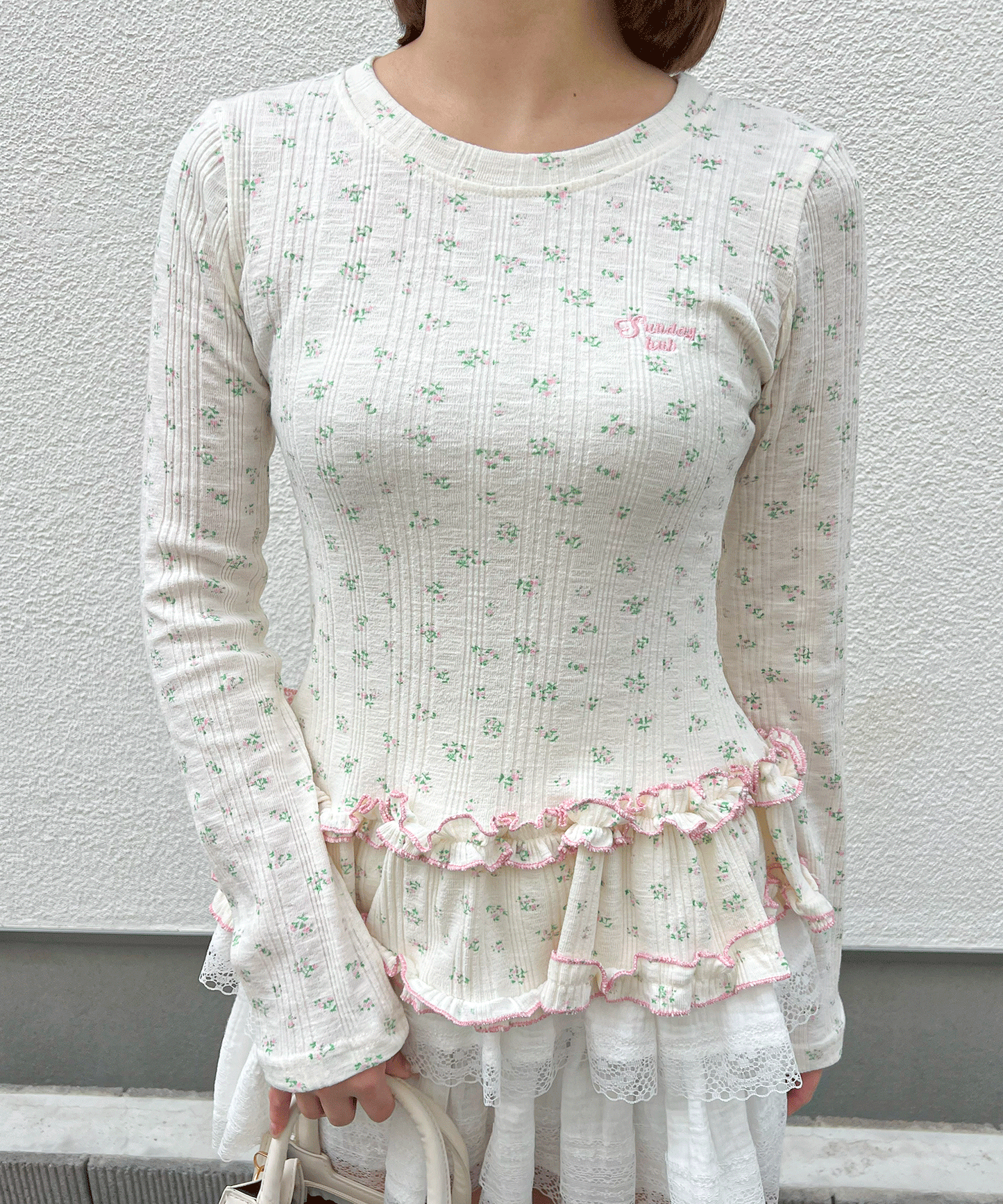【Official限定】裾フリル小花柄ロンT