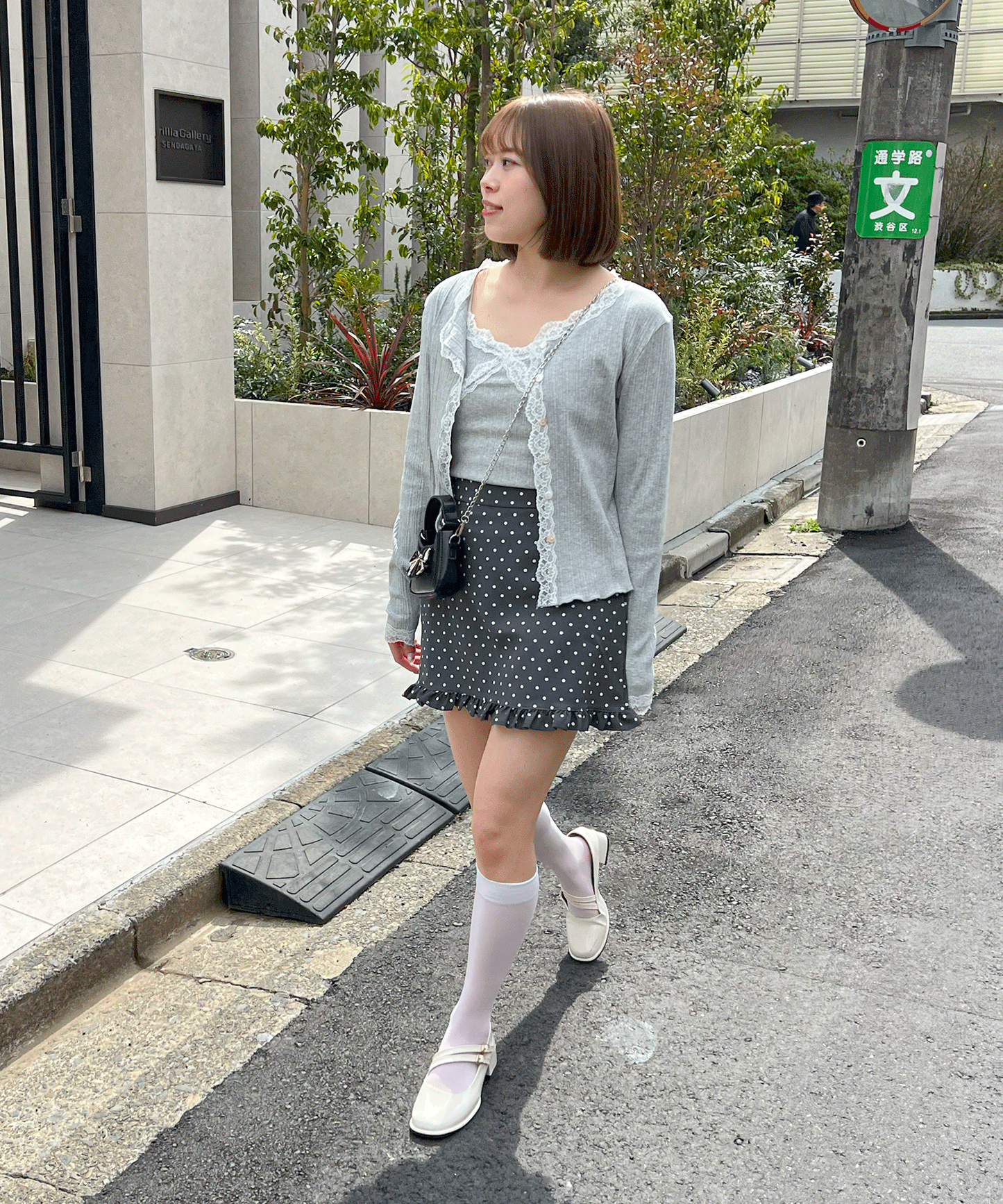 裾フリルドット台形ミニスカート