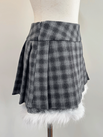 【Official限定価格】ファー付きチェックプリーツスカート