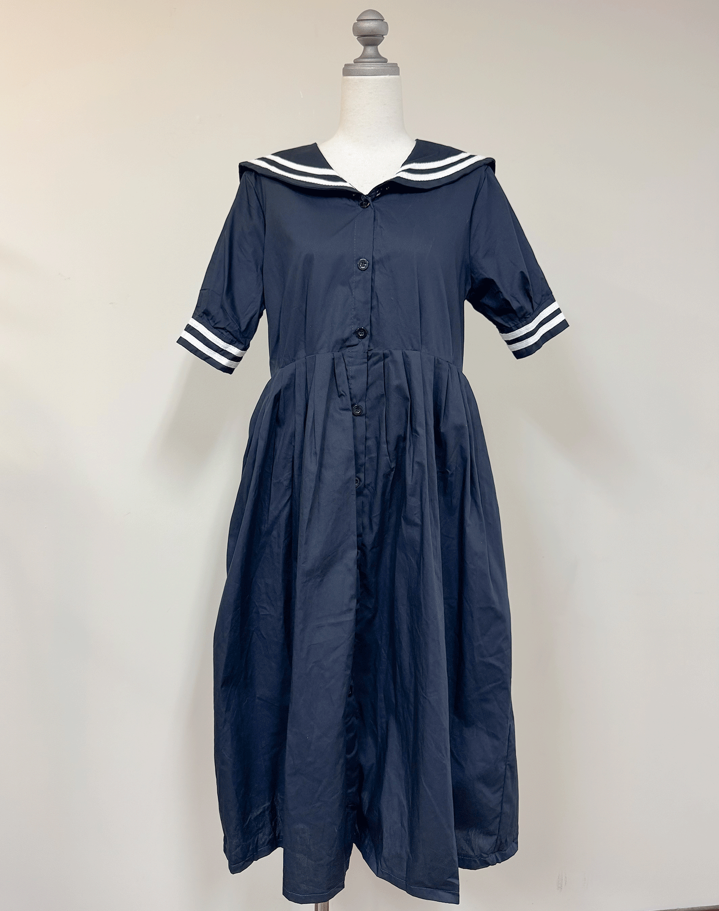 【Official限定価格】セーラー襟ワンピース