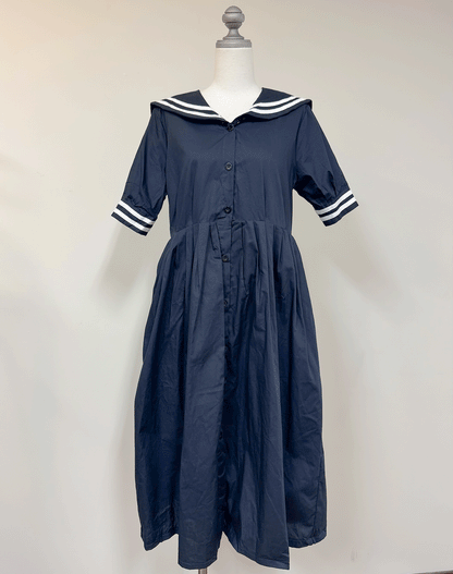 【Official限定価格】セーラー襟ワンピース