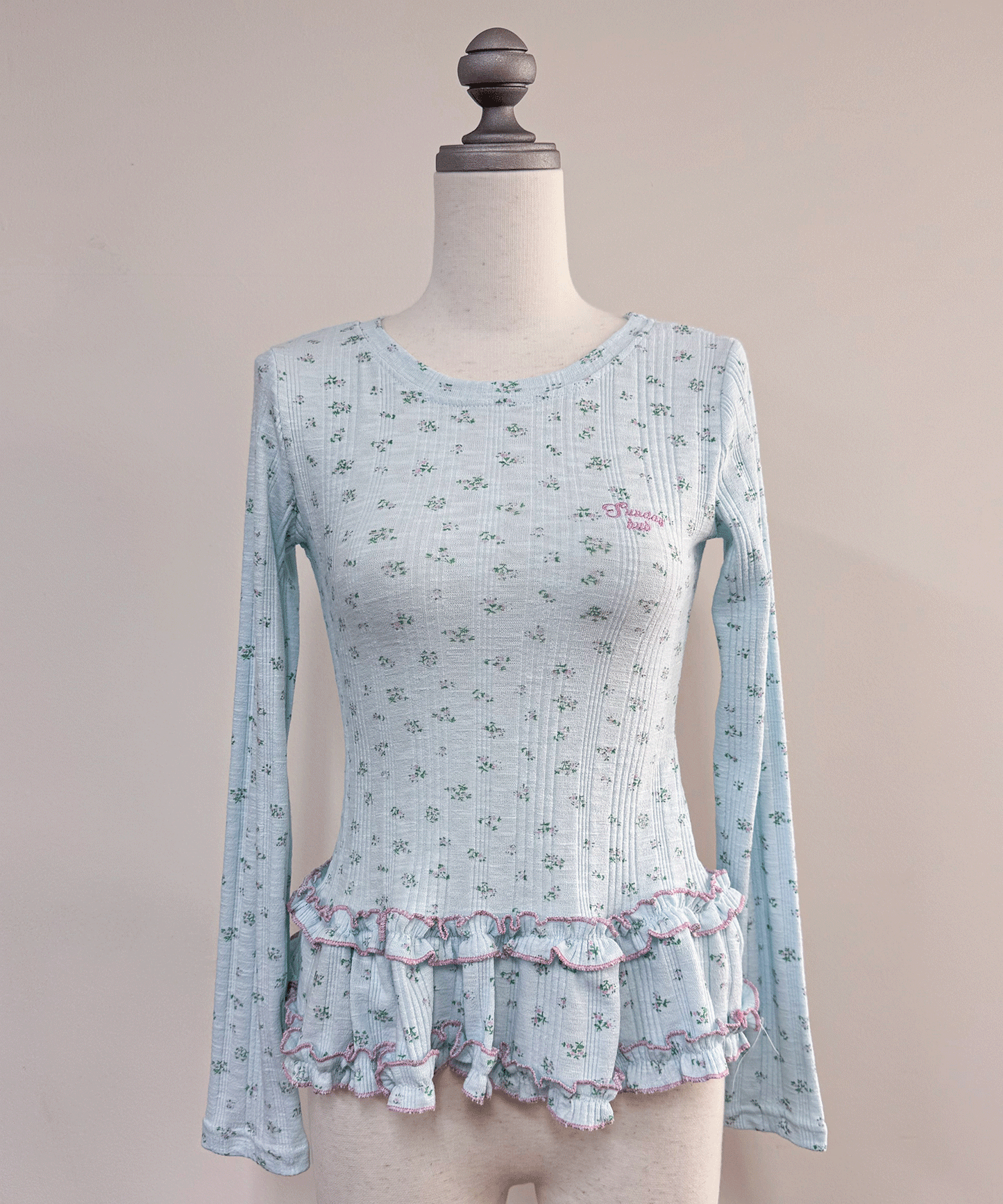 【Official限定】裾フリル小花柄ロンT