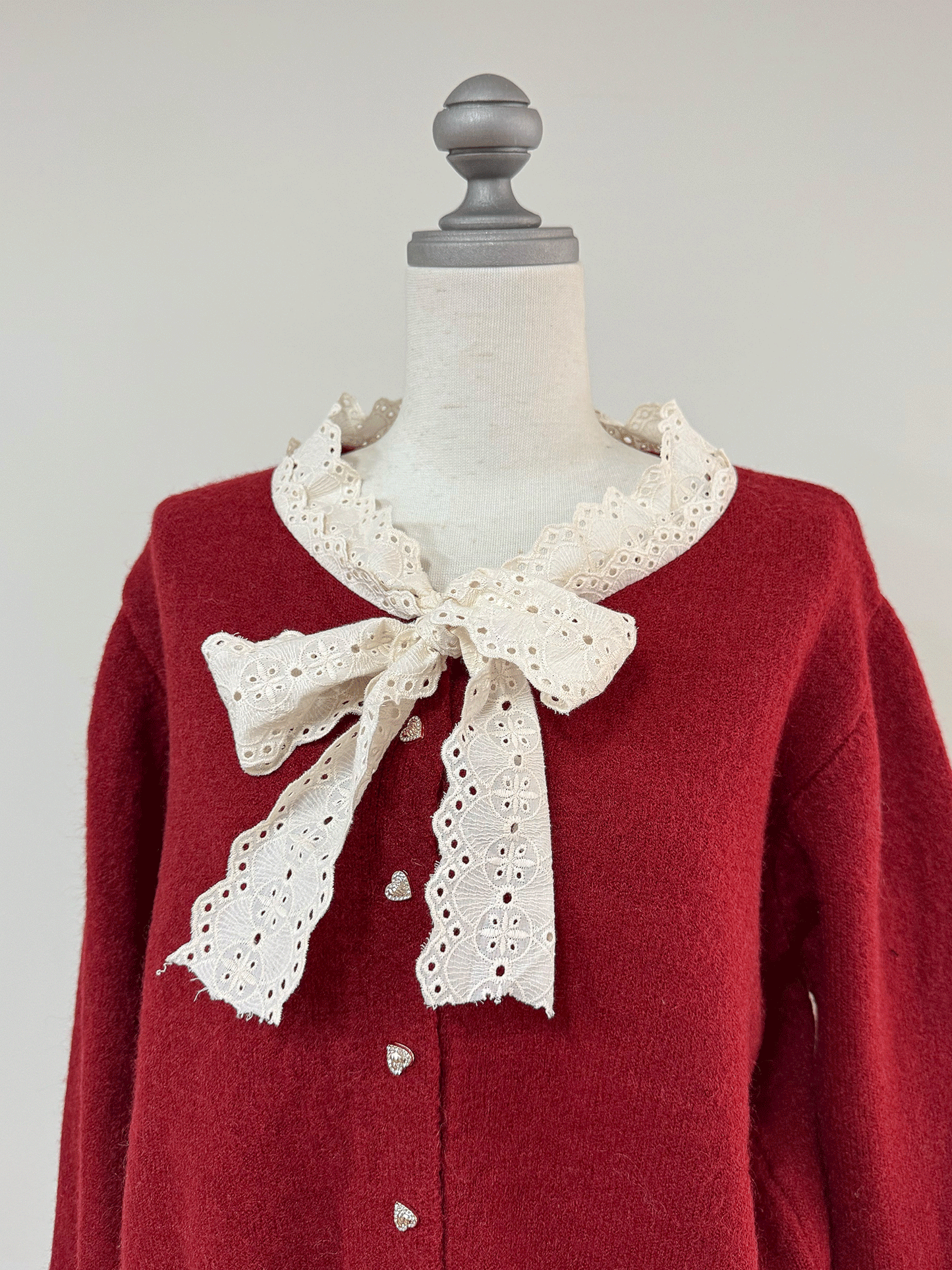 【Official限定価格】ボウタイハートボタンニット