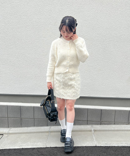 ビジュー付きシャギーニットカーデ