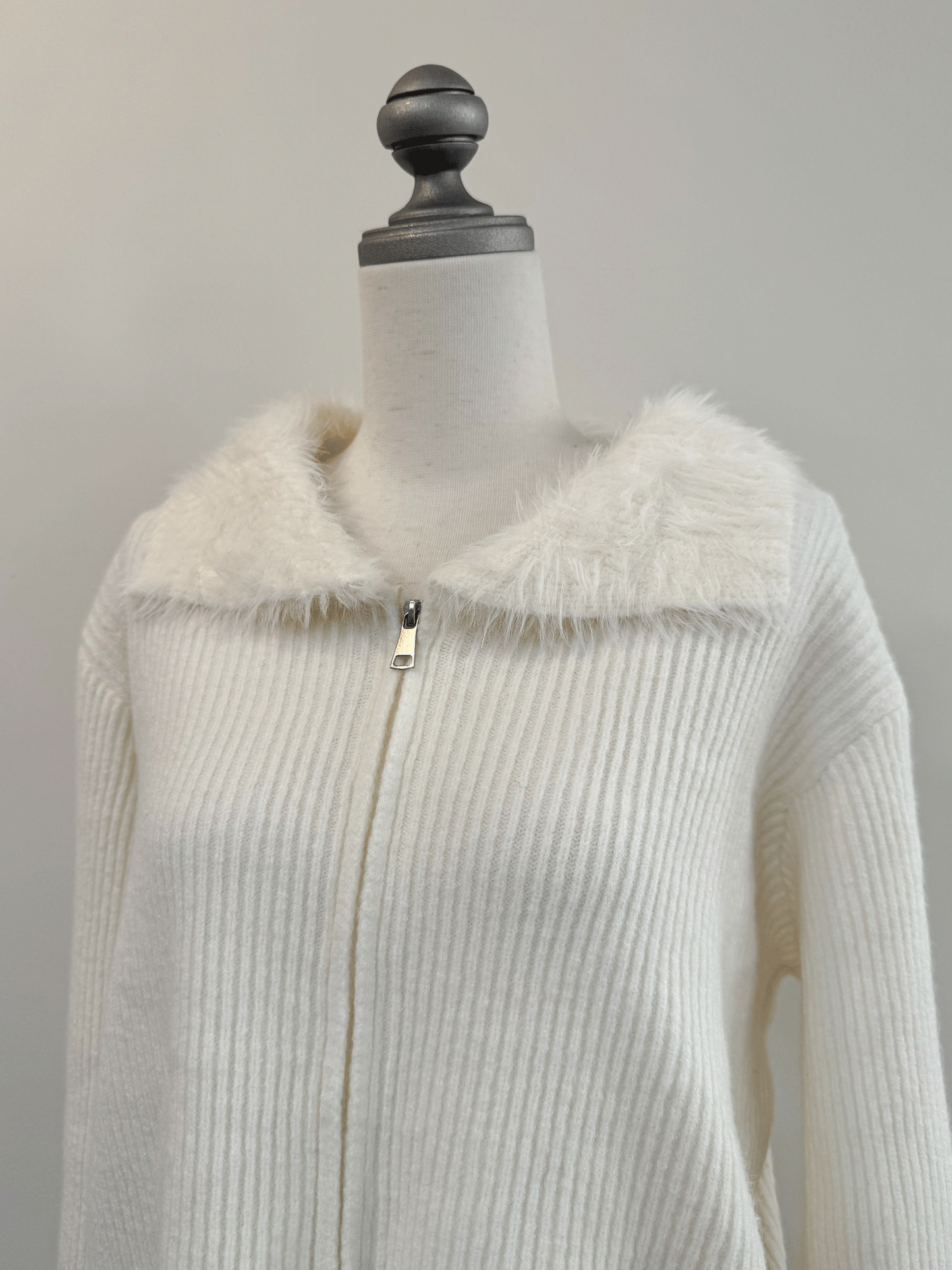 【Official限定価格】ジップ付きシャギードッキングニット