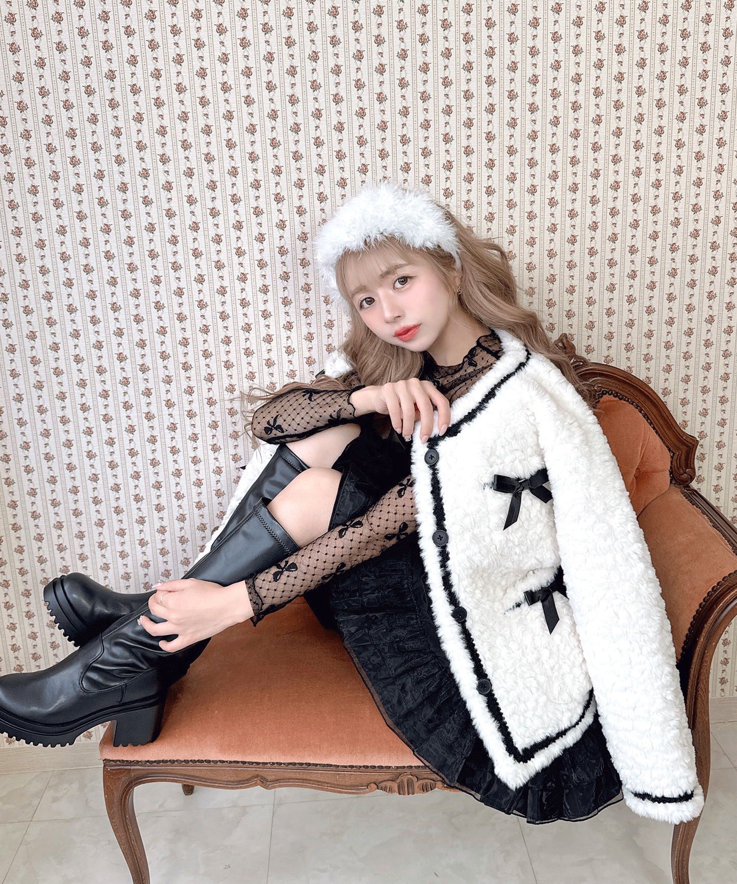 リボン付きガーリーファージャケット