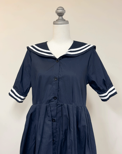 【Official限定価格】セーラー襟ワンピース