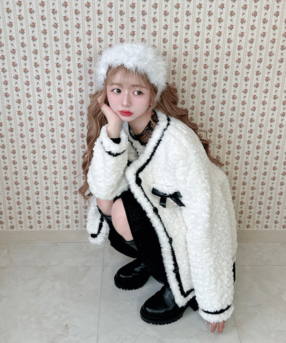 リボン付きガーリーファージャケット