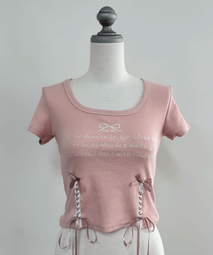 リボンレースアップクロップドTシャツ