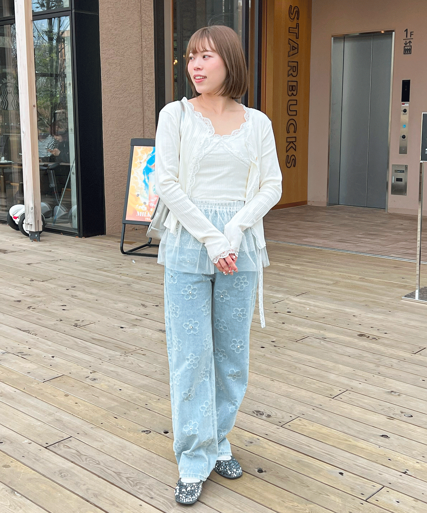 【Official限定価格】デイジー柄デニムパンツ
