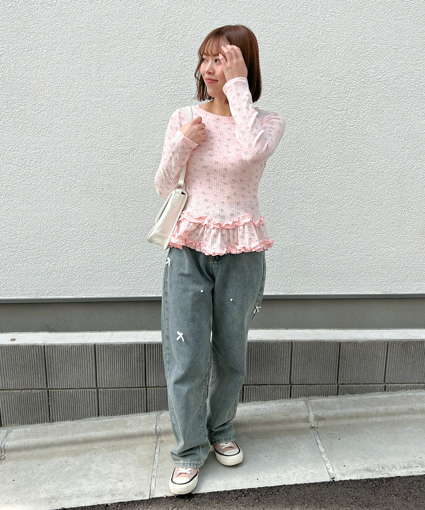 【Official限定】裾フリル小花柄ロンT
