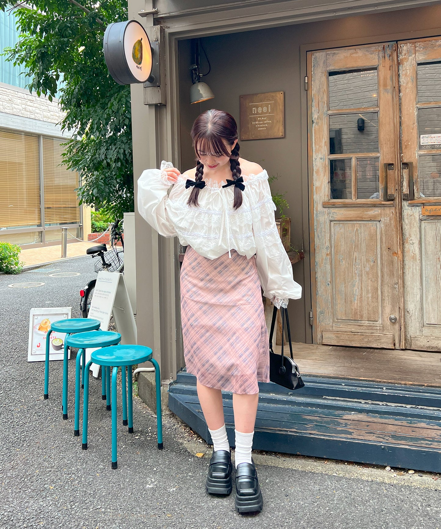 【Official限定販売】2WAYレースブラウス
