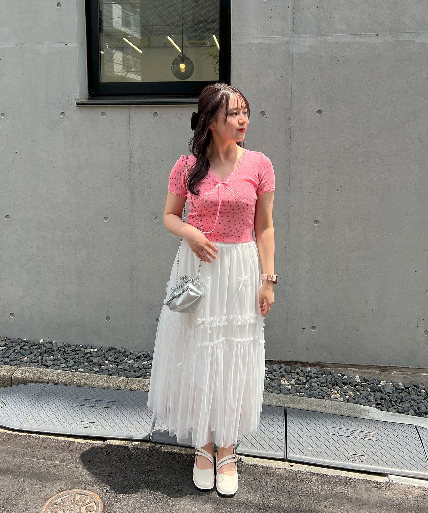 【Official限定販売】Vネック小花柄半袖ニット